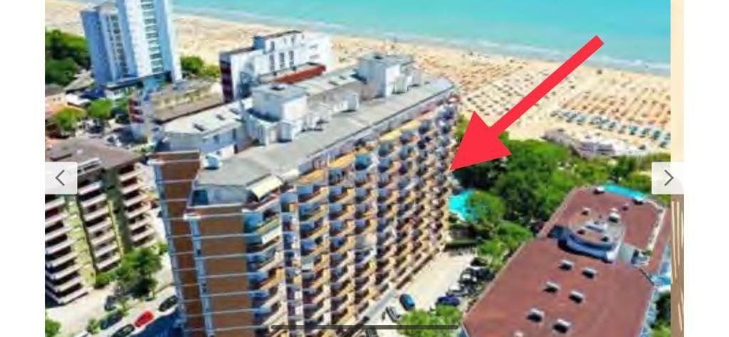 Residence Cristallo Lignano Sabbiadoro Bagian luar foto
